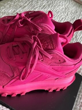 Cardi b addition Reebok